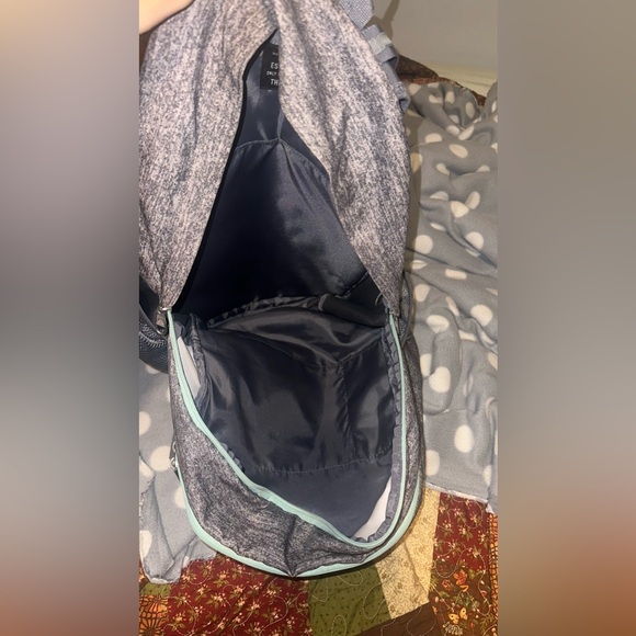 adidas backpack (excellent condition) - Picture 3 of 7